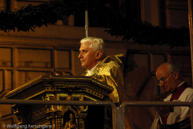 2007, Rom, Prozession Fronleichnam, Papst Benedikt